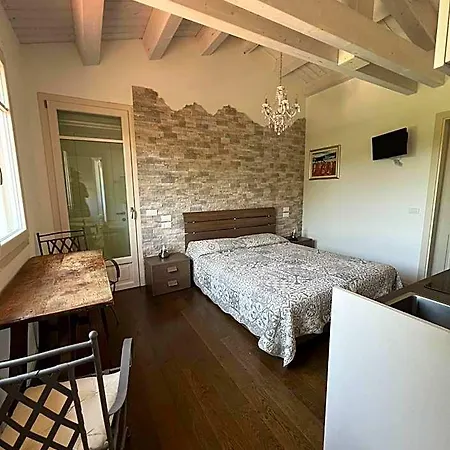 Hotel Tilly